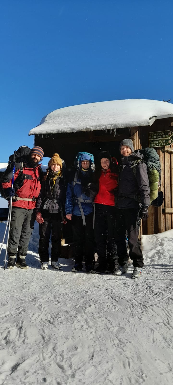 Gruppenfoto im Sonnenschein Gruppenfoto